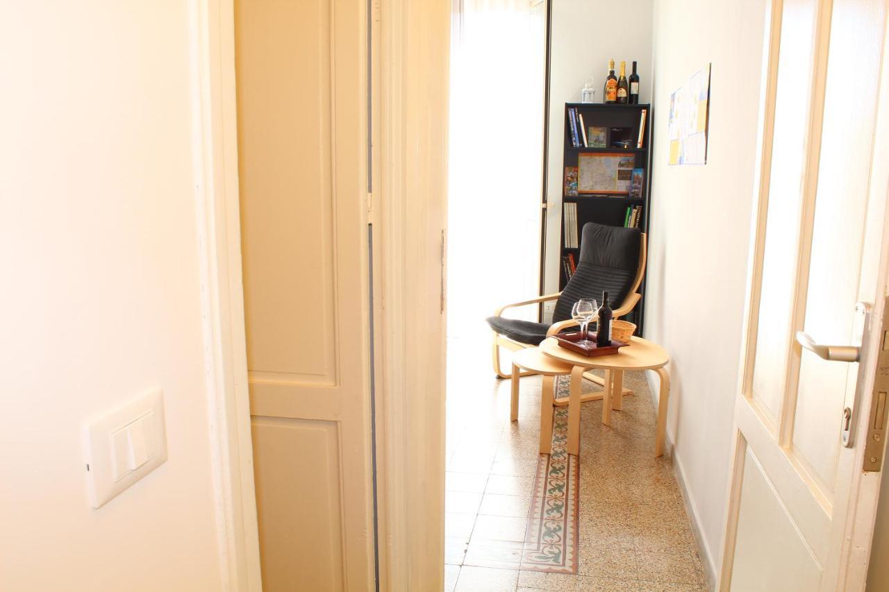 Cosmo Apartment Palermo Bagian luar foto